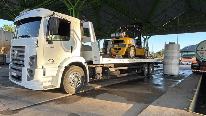 24250 2009 plataforma troco por caçamba traçado