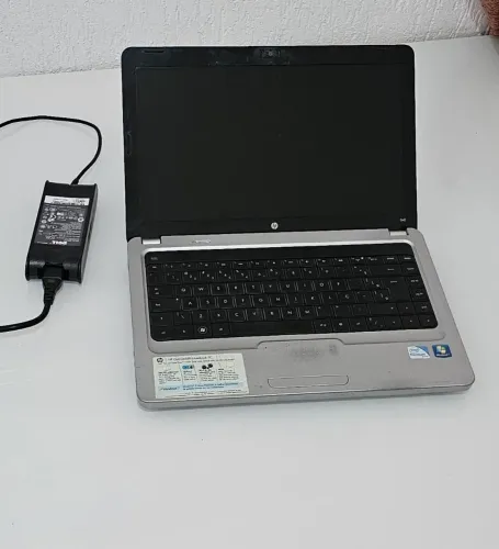 ?Notebook HP G42-245BR (Para Conserto ou Peças) - Liga, mas sem vídeo