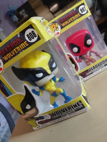 Pop wolverine deadpool