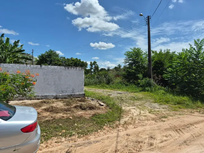 Terreno na entrada da Taiba