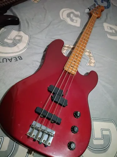 Contrabaixo GIANINI THUNDER BASS Década de 90