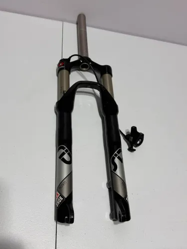 SUSPENSÃO ROCK SHOX SID TEAM 26 SEMI NOVA