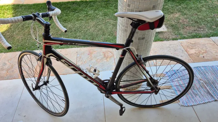 Bicicleta speed Scott carbono