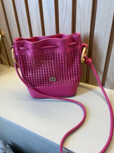 Bolsa isla couro legítimo