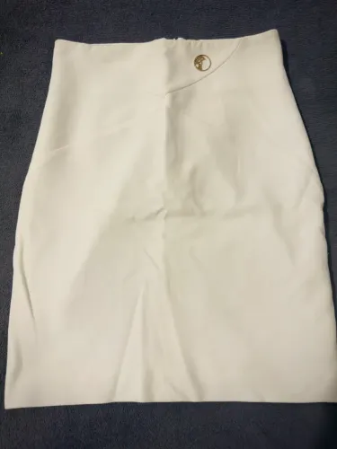 ORIGINAL Versace Saia com Botão Medusa