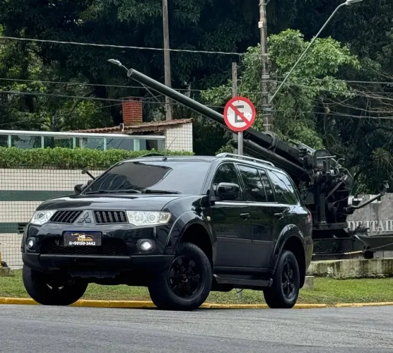 Mitsubishi Pajero Dakar 3.2 4X4 T.i. Dies. 5P Aut. 2012