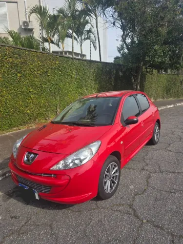 Peugeot 207 XR 1.4 Flex 8V 3P 2012
