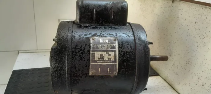 Motor elétrico