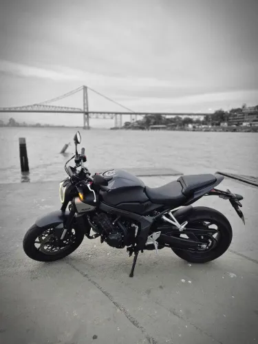 CB 650R E-Clutch - 2026