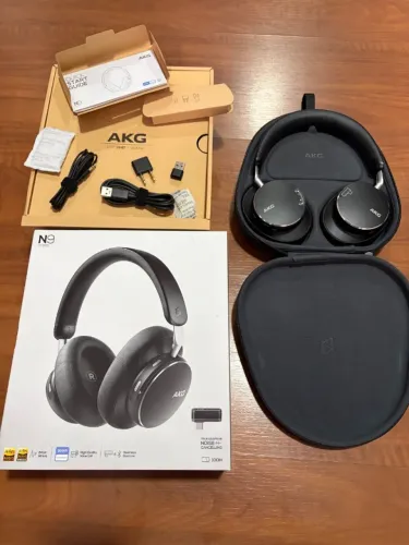 Headphone AKG N9 Hybrid Sem fio ANC - Cabo, Dongle, BT, Wireless
