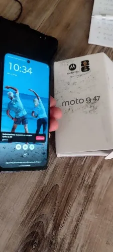 Celular Motorola na cx com nota