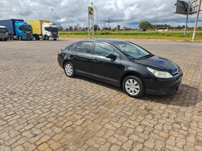 Citroen C4 GLX 2.0 Flex 16V 5P Mec. 2010