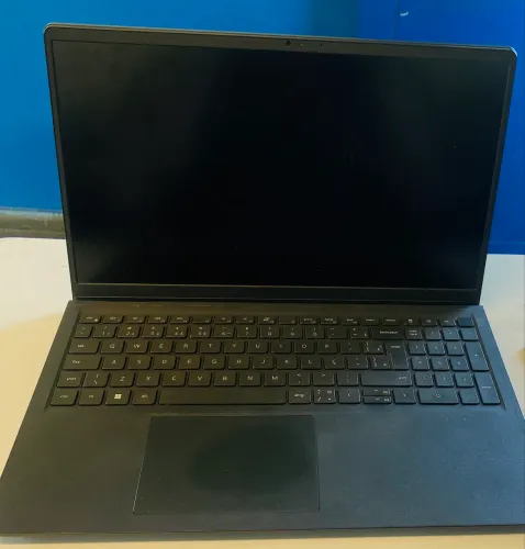 Notebook Dell Inspiron 15 3000 Intel Core 13 - 8GB 256GB SSD 15,6" Full HD Windows 11