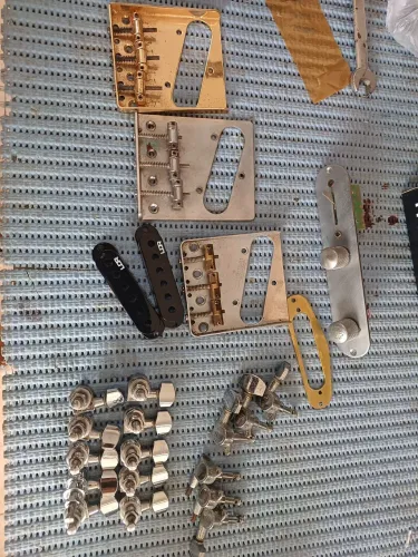 Kit ponte, tarrachas e plate guitarra