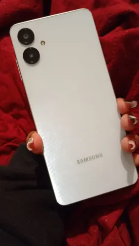 Galaxy A06 em ótimo estado