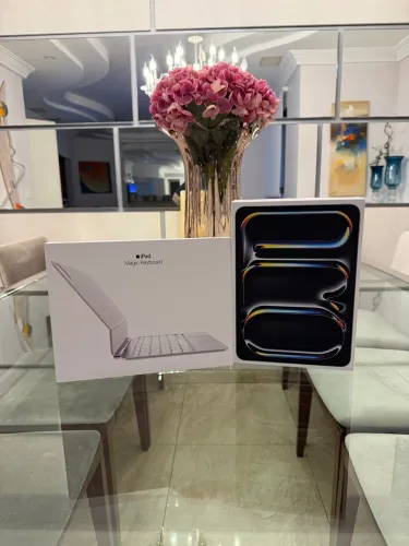 IPAD PRO M5 COM MAGIC KEYBOARD