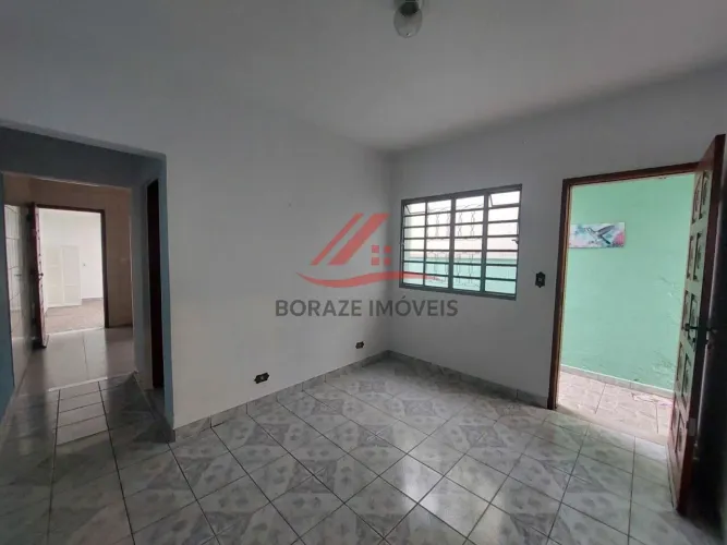 Casa térrea para alugar na Vila Assis em Mauá - SP