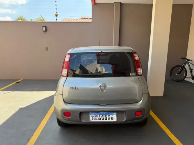 Fiat Uno Vivace Celeb. 1.0 EVO F.flex 8V 5P 2012