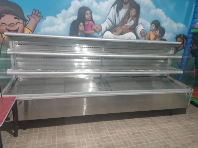 Vende-se torteria 