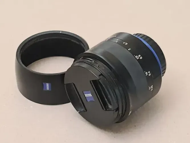 Lente Zeiss Milvus 50mm F2.0 Macro para Canon
