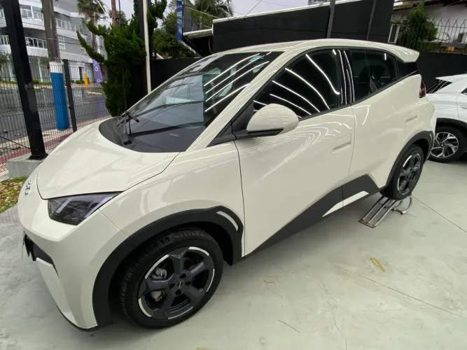 BYD Dolphin Mini (Elétrico) 2025