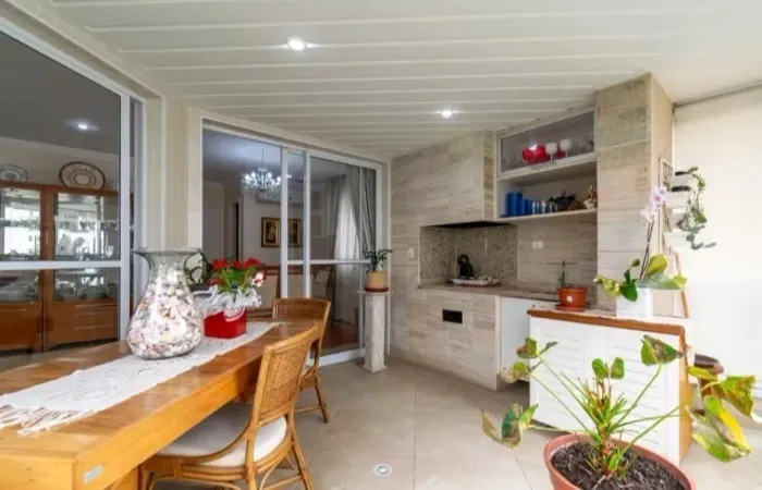 Apartamento à venda na Vila Mascote com 144m², 3 quartos, varanda gourmet e 3 vagas.