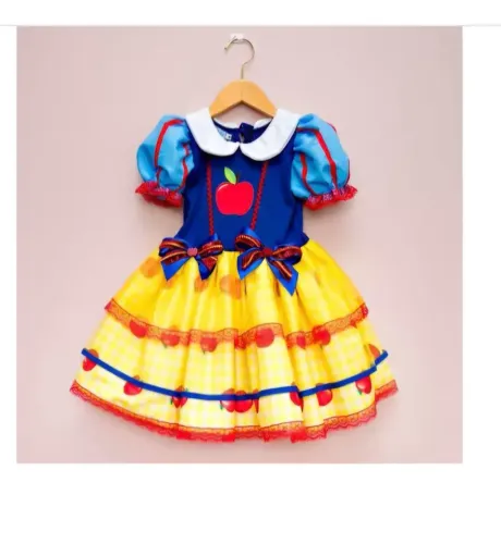Vestido junino branca de neve