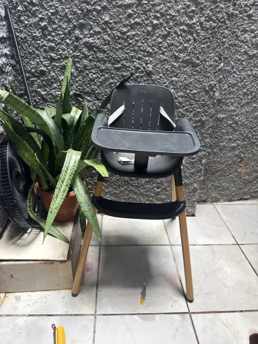 Cadeira de alimentação 