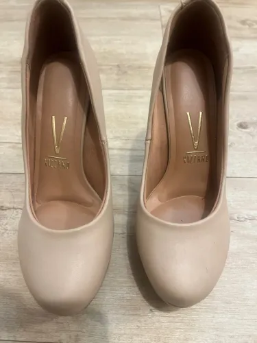 Scarpin usado 1x