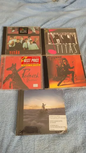 COLEÇÃO CDS MUSICAIS ROCK 90 RARIDADE 