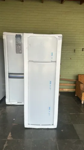 Geladeira Consul 334 litros nova
