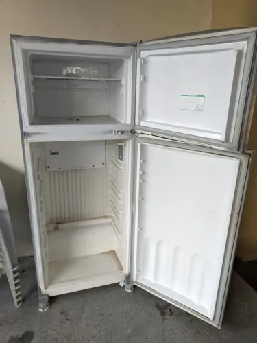 Vendo geladeira 