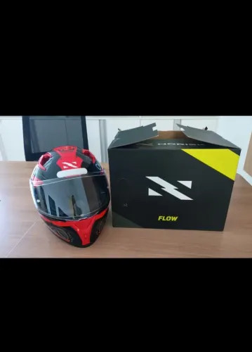 Capacete novo