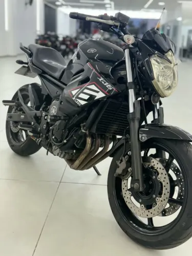 Yamaha XJ6 N 2013