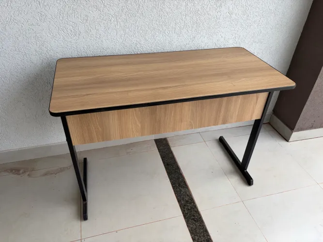 Mesa escritório semi nova