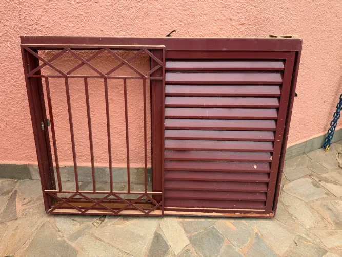 Janela de Ferro com Grade e Veneziana 1.50 x 1,10