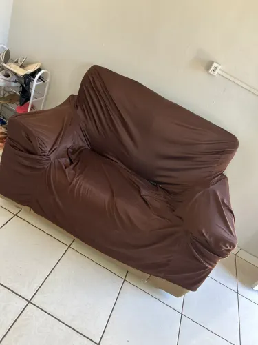 sofá 2 lugares