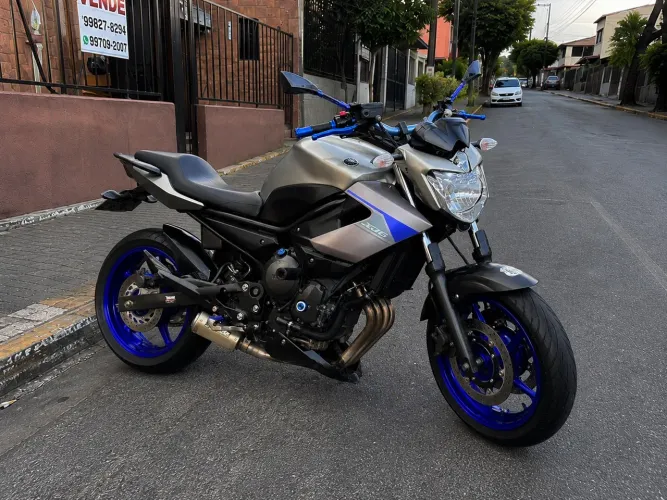 VENDO OU TROCO XJ6