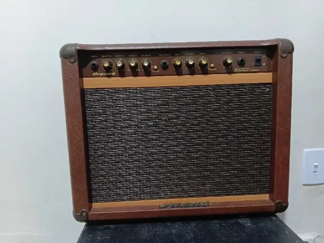 Oneal OCG200 -Amplificador para Guitarra (Clean, Distorção e pedal)