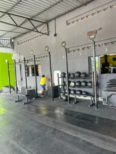vendo box de crossfit