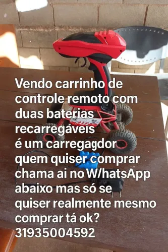 Vendo carrinho de controle remoto valor r$ 100 só chama no zap se realmente quiser comprar