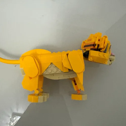 Lego Simba O Rei Leão Disney 43243 (Falta 30 Peças) (Sem Manual)