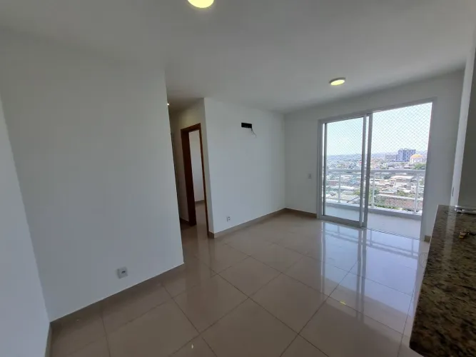 CONDOMÍNIO RESIDENCIAL  EVEREST - PRAÇA 14 - PRÓXIMO A AV BOULEVARD ALVARO MAIA.