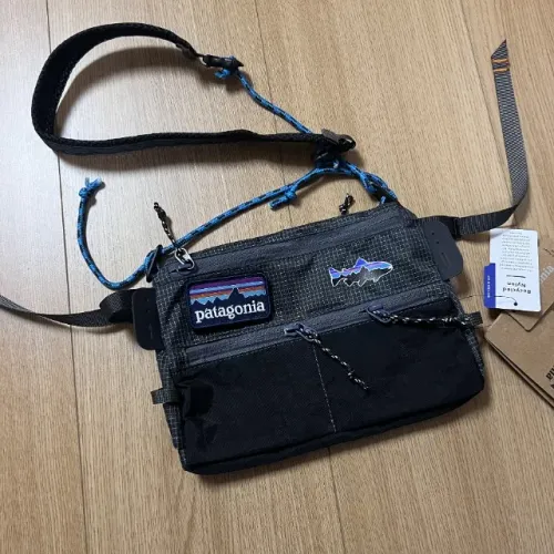 Bolsa Patagonia Shoulder Bag Preta