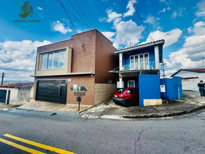 Venda!Imóvel com 3 casas no Bairro São Lourenço - Bragança Paulista SP.