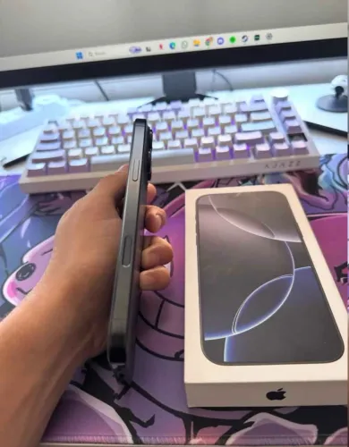 IPhone 16 Pro Max 256gb Caixa e carregador