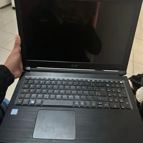 notebook acer aspire 3, 4gb de ram ssd 256gb