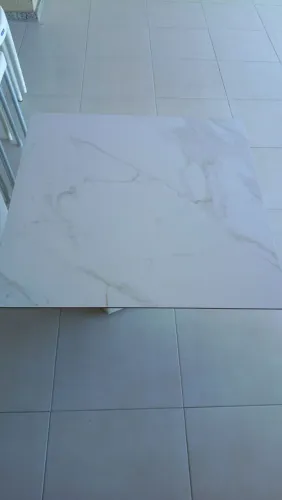 Vendo porcelanato 82x82 tipo A