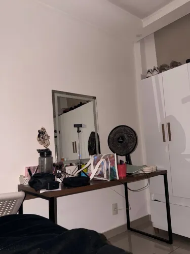 mesa escrivaninha/ estudos/ penteadeira