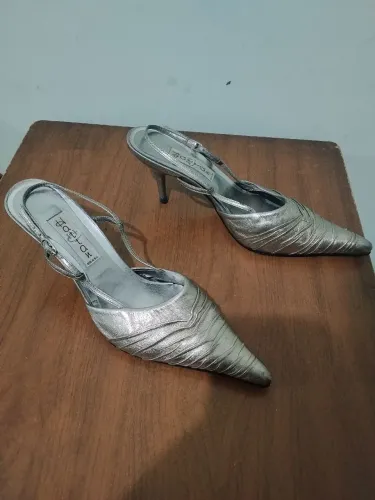 Sapato salto baixo 